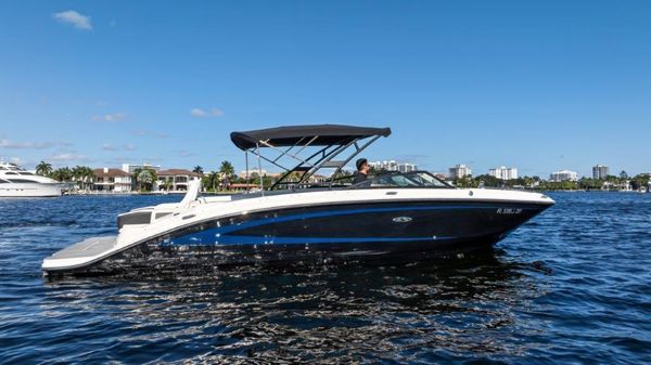 Sea Ray 290 Sundeck 