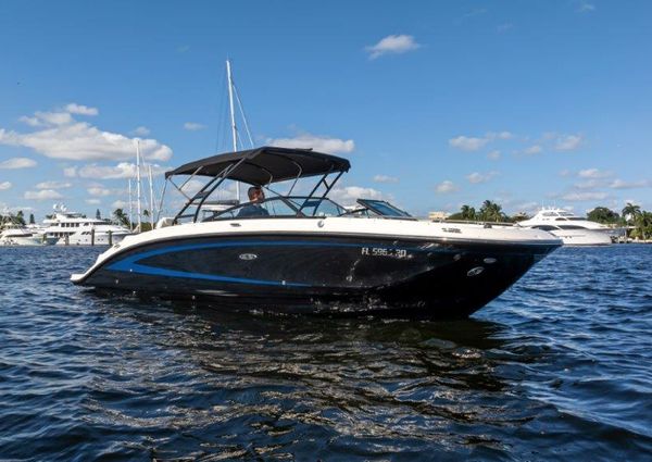 Sea Ray 290 Sundeck image