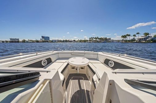 Sea Ray 290 Sundeck image