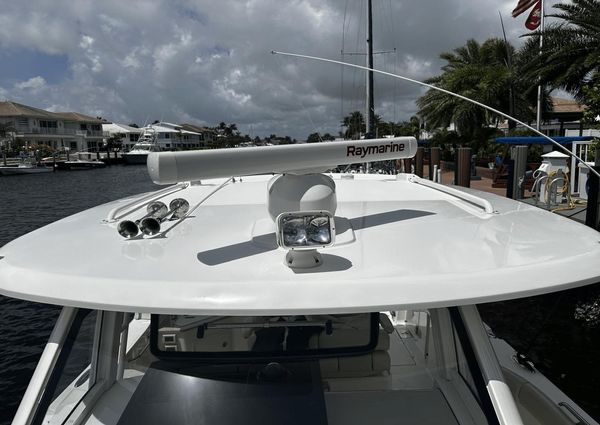 Boston Whaler 350 Realm image