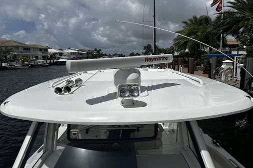 Boston Whaler 350 Realm image