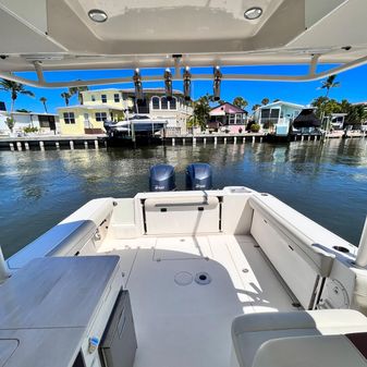 Cobia 280 Dual Console image