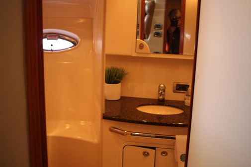 Sea Ray 480 Motor Yacht image