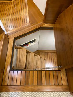 Palm Beach Motor Yachts PB55 image