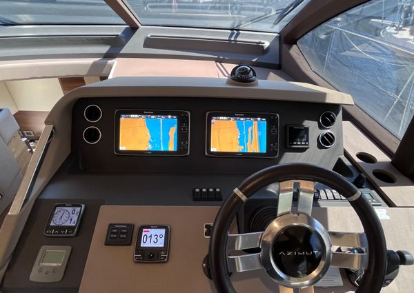 Azimut 50 fly image