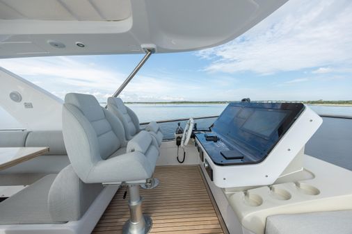 Azimut Fly 60 image