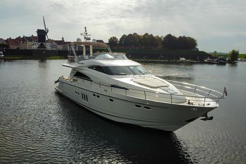 Fairline Squadron 70 image