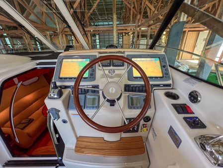 Tiara Yachts 3900 Sovran image