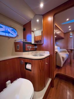 Tiara Yachts 3900 Sovran image