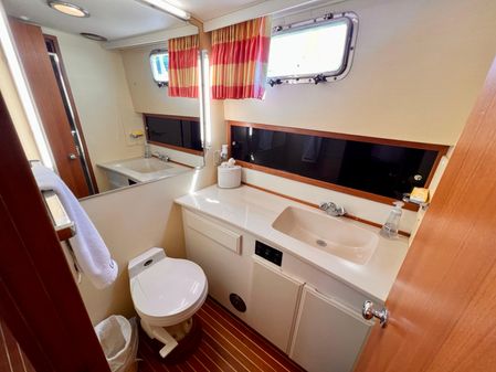 Tollycraft Pilothouse Motoryacht image