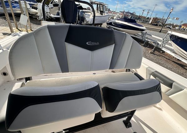 Robalo 266-CAYMAN image