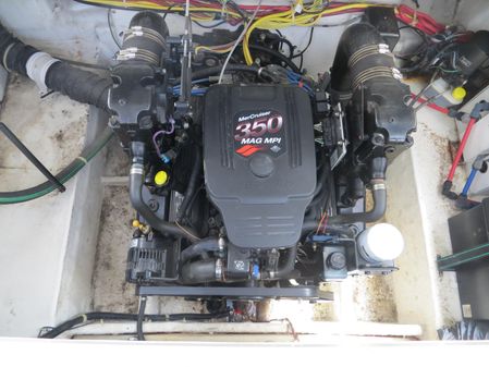 Bayliner 285 image