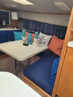 Silverton 40 Aft Cabin image