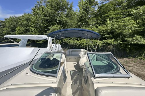 Sea Ray 260 Sundeck image