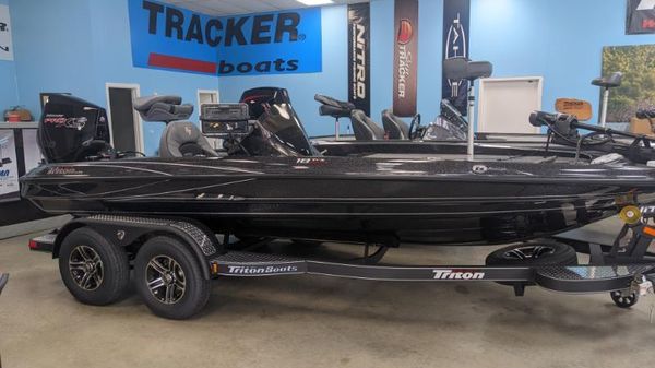 Triton 18 TRX