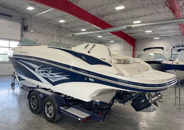 Rinker CAPTIVA-246-BR image