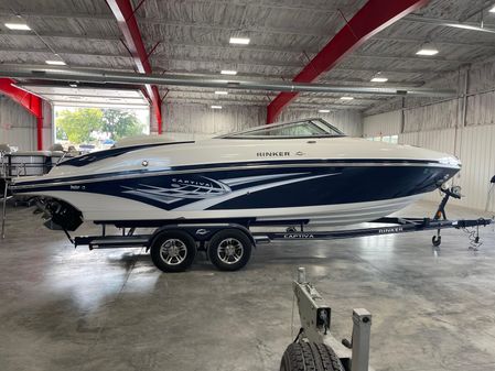 Rinker CAPTIVA-246-BR image