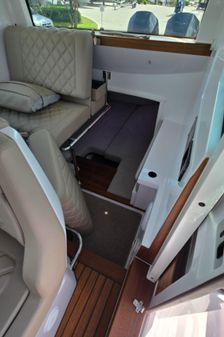 Axopar 28 AFT CABIN image