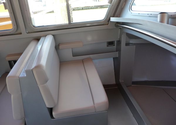 Custom Weld SOUND BOATS 34 ORCA image