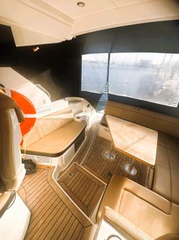 Sea Ray Sundancer 350 Coupe image