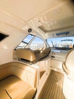 Sea Ray Sundancer 350 Coupe image