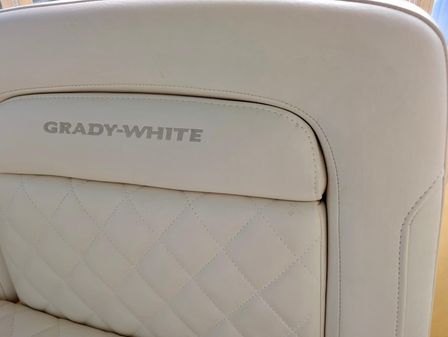 Grady-White 330 Express image