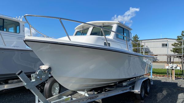 Parker 2120 Sport Cabin