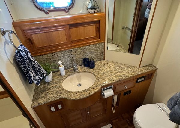 Ocean-alexander 610-PILOTHOUSE image