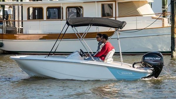 Boston Whaler 130 Super Sport 