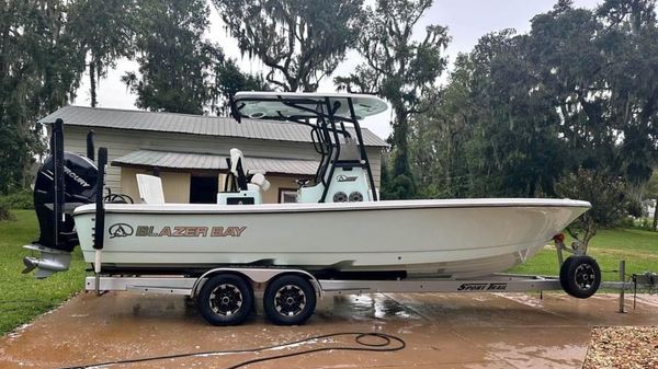 Blazer Bay 2700 Hybrid Bay 