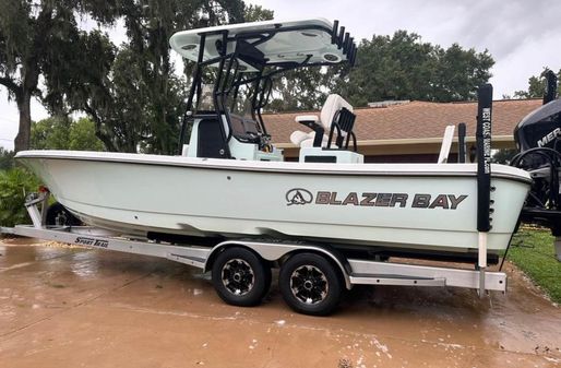 Blazer Bay 2700 Hybrid Bay image