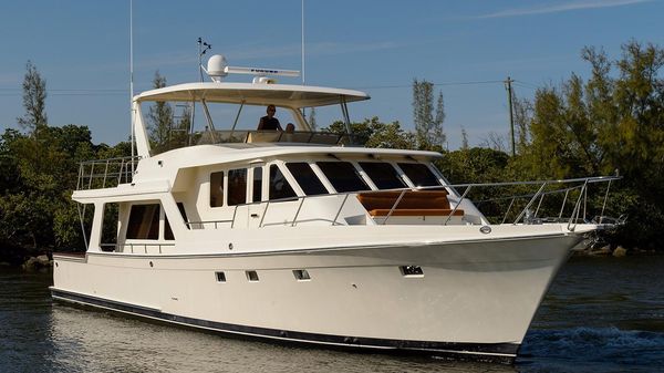 Offshore 62 Pilothouse