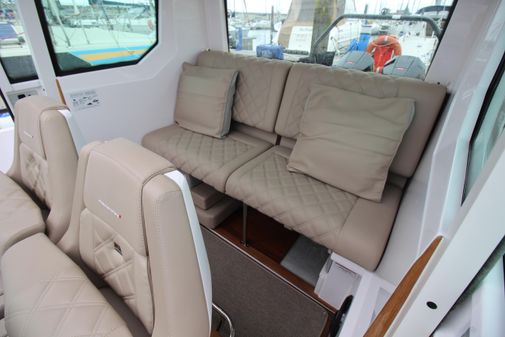 Axopar 28 CABIN image