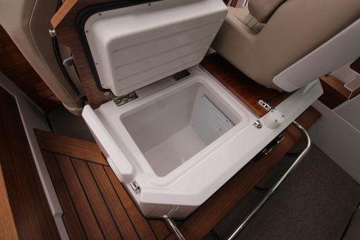 Axopar 28 CABIN image