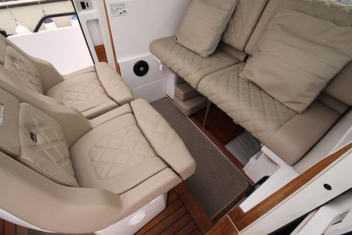 Axopar 28 CABIN image