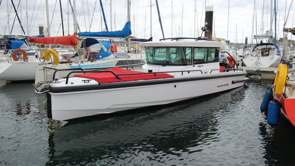 Axopar 28 CABIN 