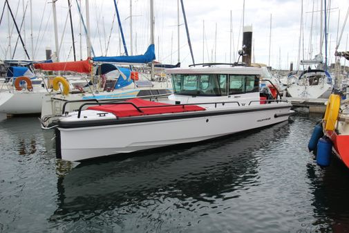 Axopar 28 CABIN image