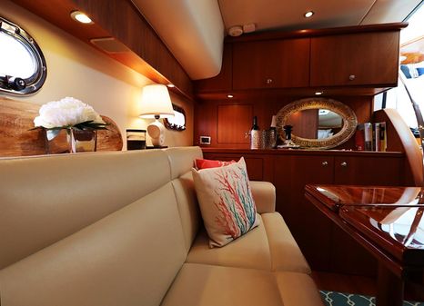 Tiara Yachts Sovran 4300 image