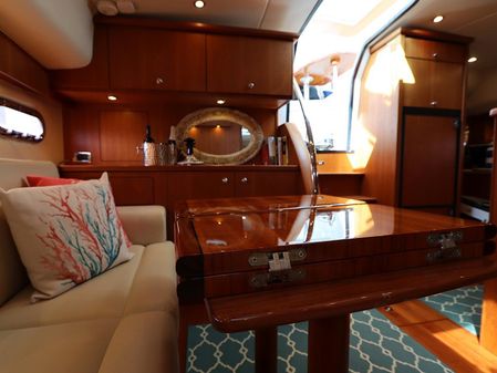 Tiara Yachts Sovran 4300 image