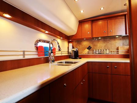 Tiara Yachts Sovran 4300 image