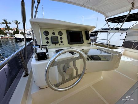 Ferretti Yachts 630 image