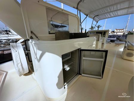 Ferretti Yachts 630 image