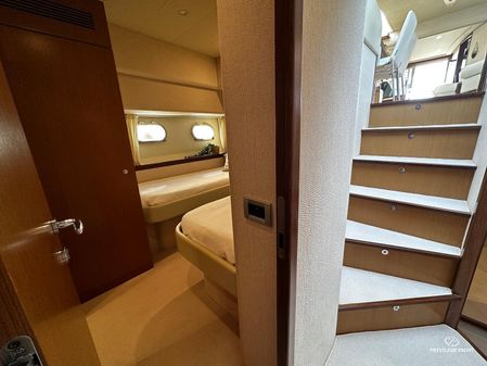 Ferretti Yachts 630 image