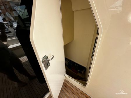 Ferretti Yachts 630 image