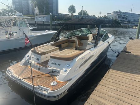 Sea Ray 270 SLX image