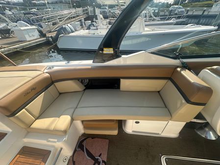 Sea Ray 270 SLX image