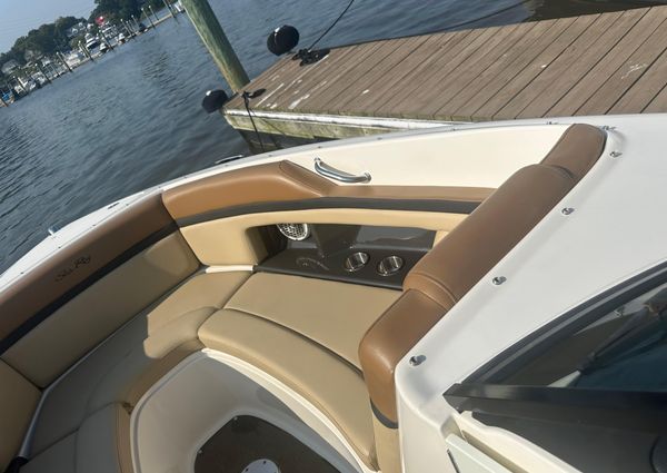 Sea Ray 270 SLX image