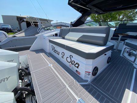 Cruisers-yachts 38-GLS-OB image