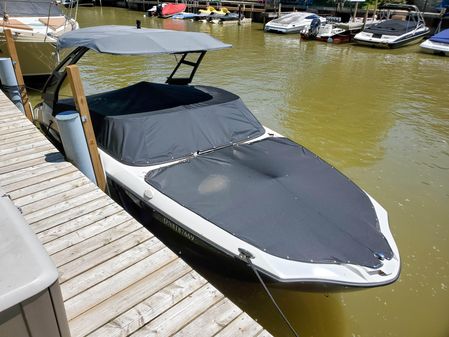 Yamaha-boats 250 image