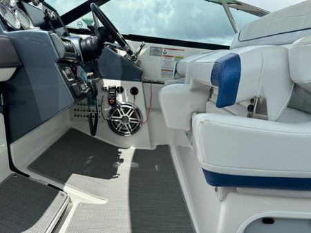 Formula 350 FX Crossover Bowrider image